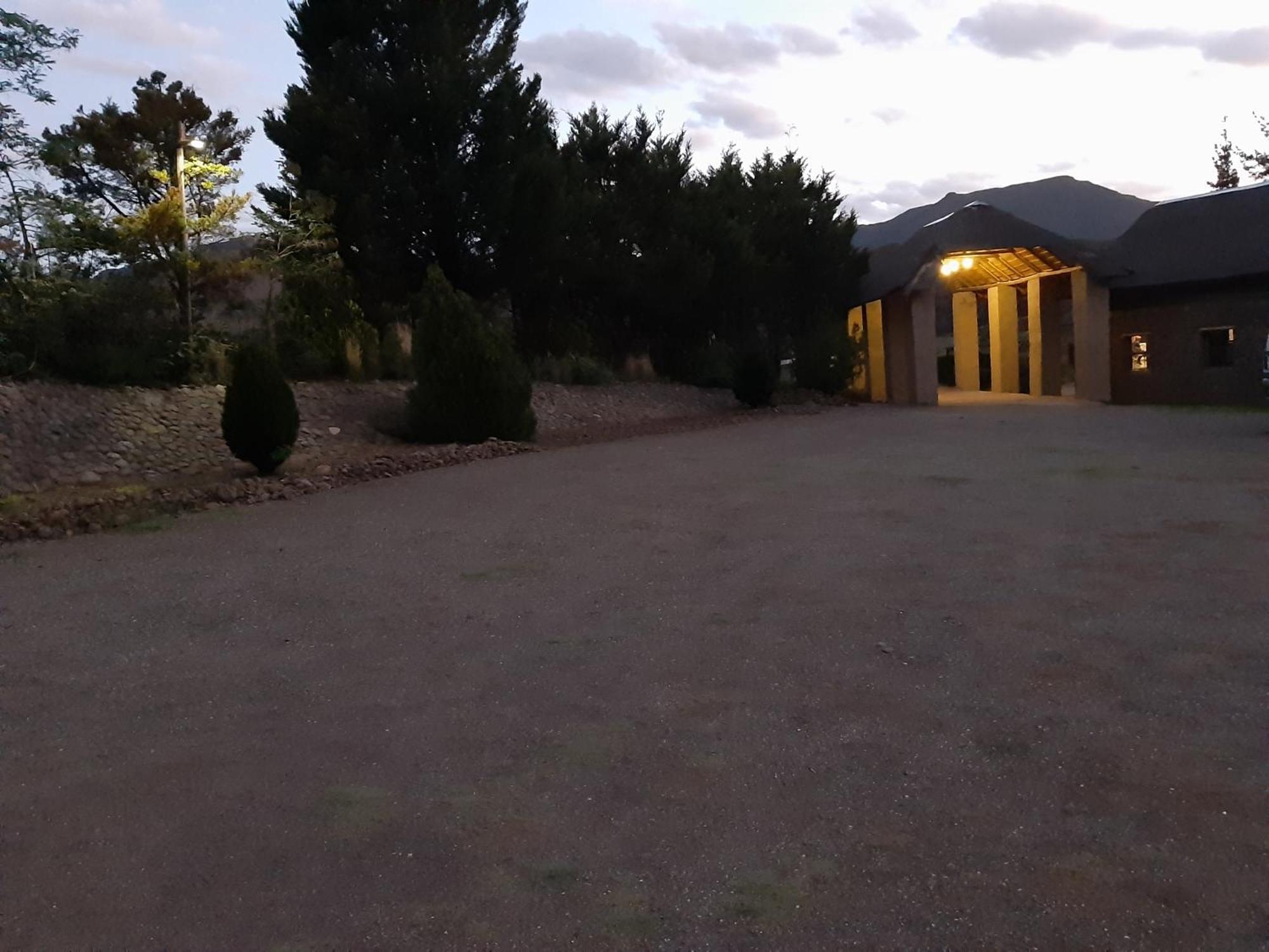 Maluti Stay Lodge Ramabanta Luaran gambar