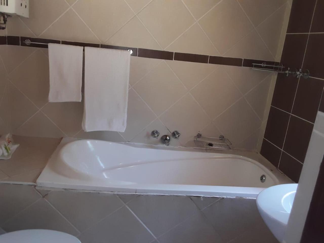 Maluti Stay Lodge Ramabanta Luaran gambar